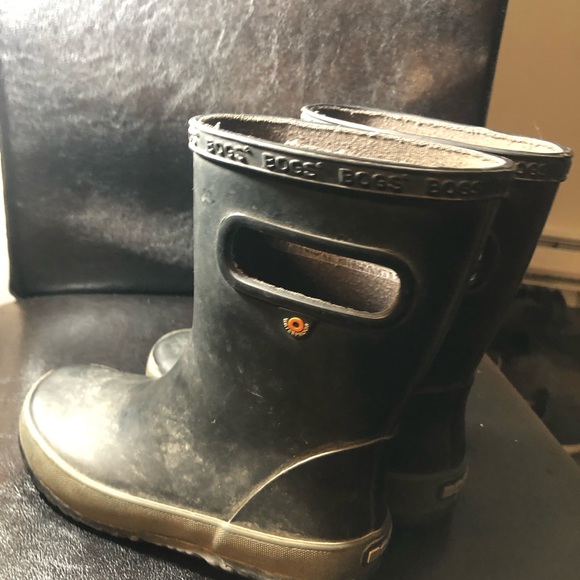 Bogs Skipper Solid Boys Black Gray Rubber Rain Boots Size 12 - Picture 10 of 12